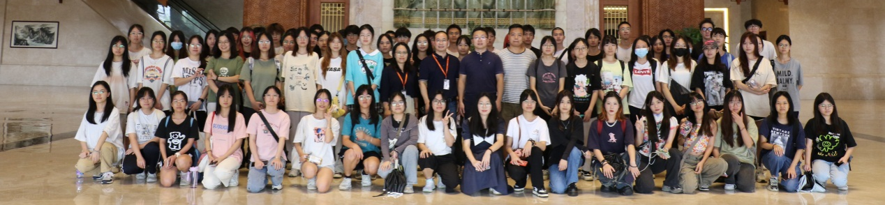 澳门十大信誉好的网站组织动物医学和动物科学专业学生到企业参观学习